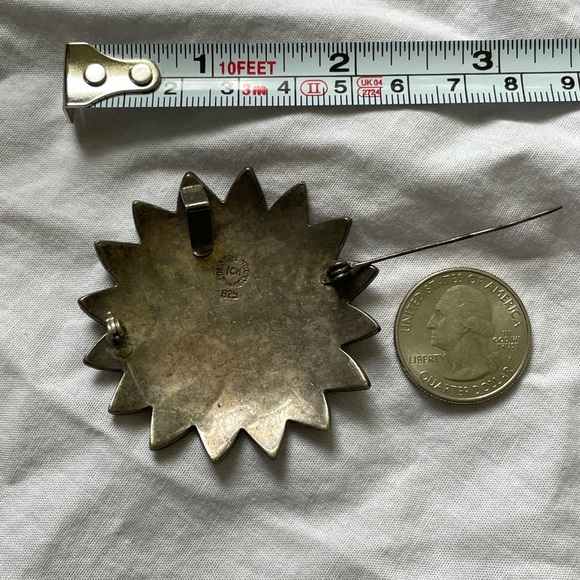 925 Silver, Onyx and Abalone Brooch/Pendant. - Picture 5 of 9